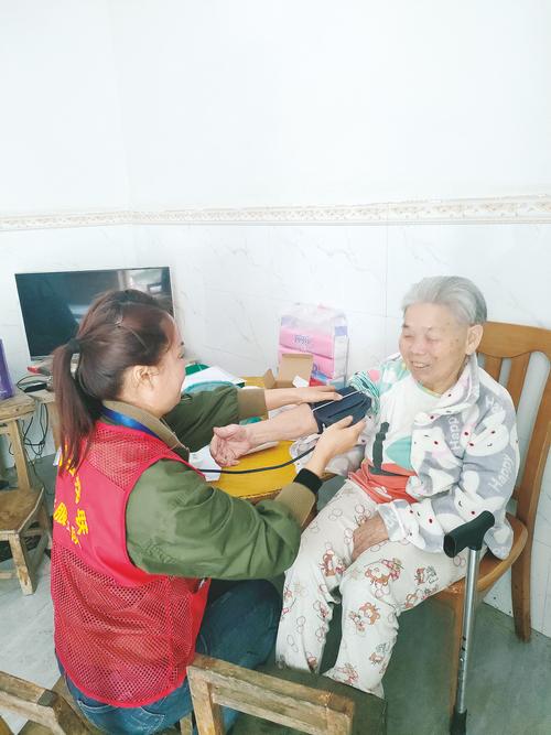 残疾儿童在我市定点康复机构开展康复训练